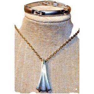 22" Silver & Gold Necklace & Magnet Link Bracelet Jewelry Lot